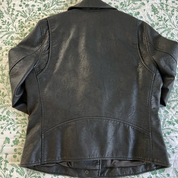 NWOT BlankNYC Moto Jacket - size L - Picture 3 of 3